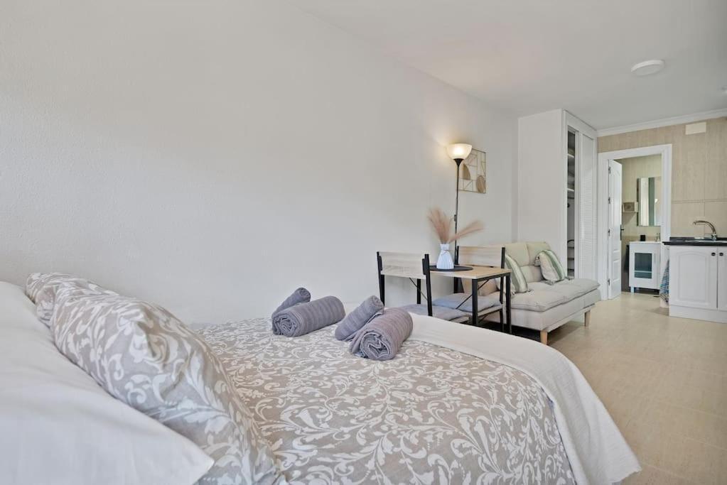 Estudio Con Wifi Piscina Y Parking En - Acuario 5 Apartment