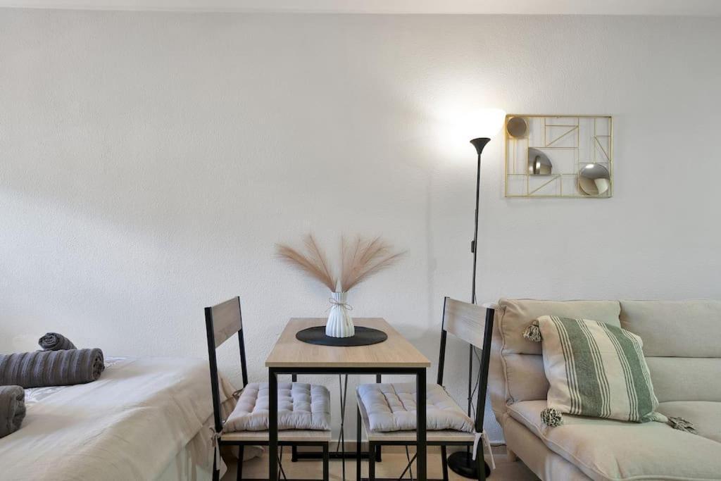 Estudio Con Wifi Piscina Y Parking En - Acuario 5 Apartment