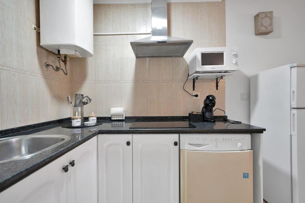 Apartment Estudio Con Wifi Piscina Y Parking En - Acuario 5 *